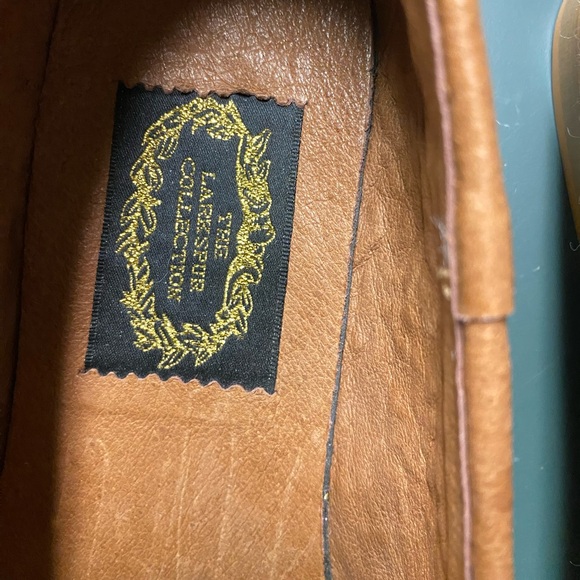 New Larkspur Collection Crab needlepoint loafer - Picture 3 of 5